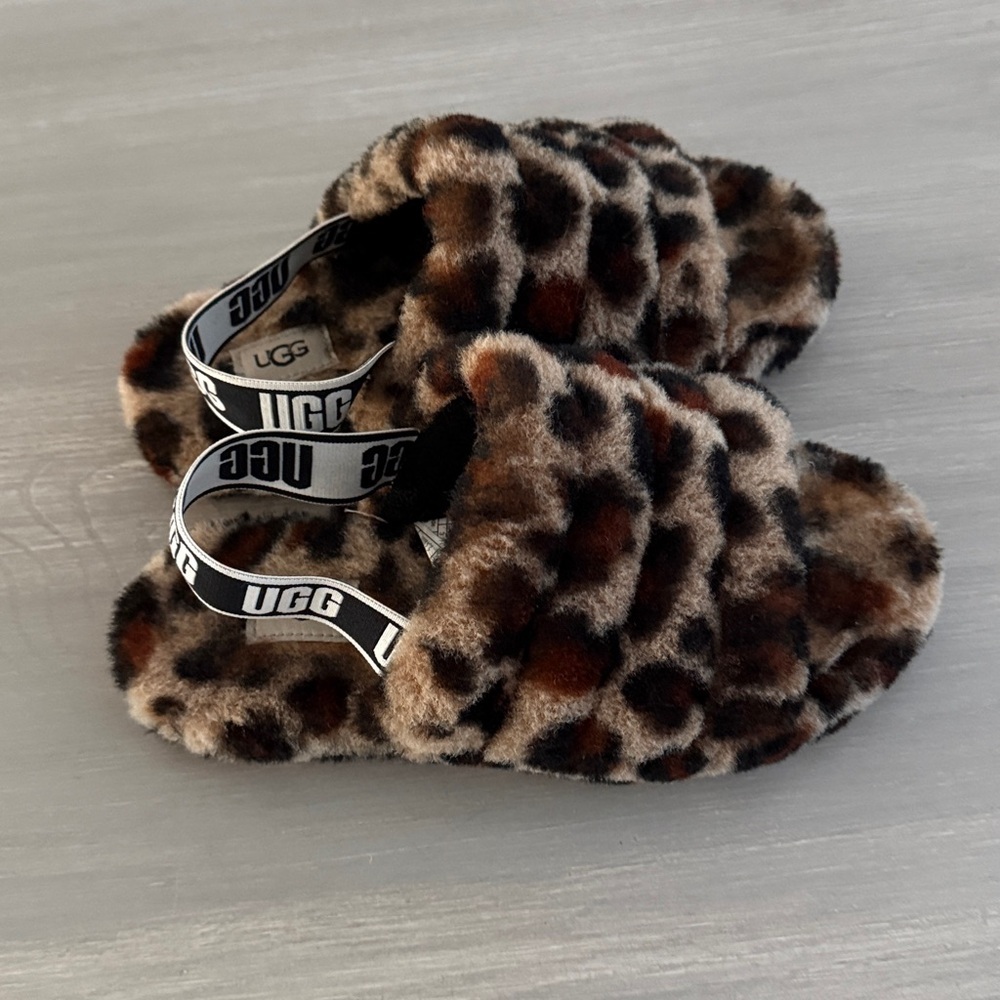 UGG Fluff Yeah Leopard-Print Faux Fur Slingback Slides in Brown and Black - Picture 4 of 7